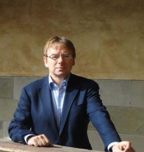 Zdjęcie portretowe profesora Marka Smolaka